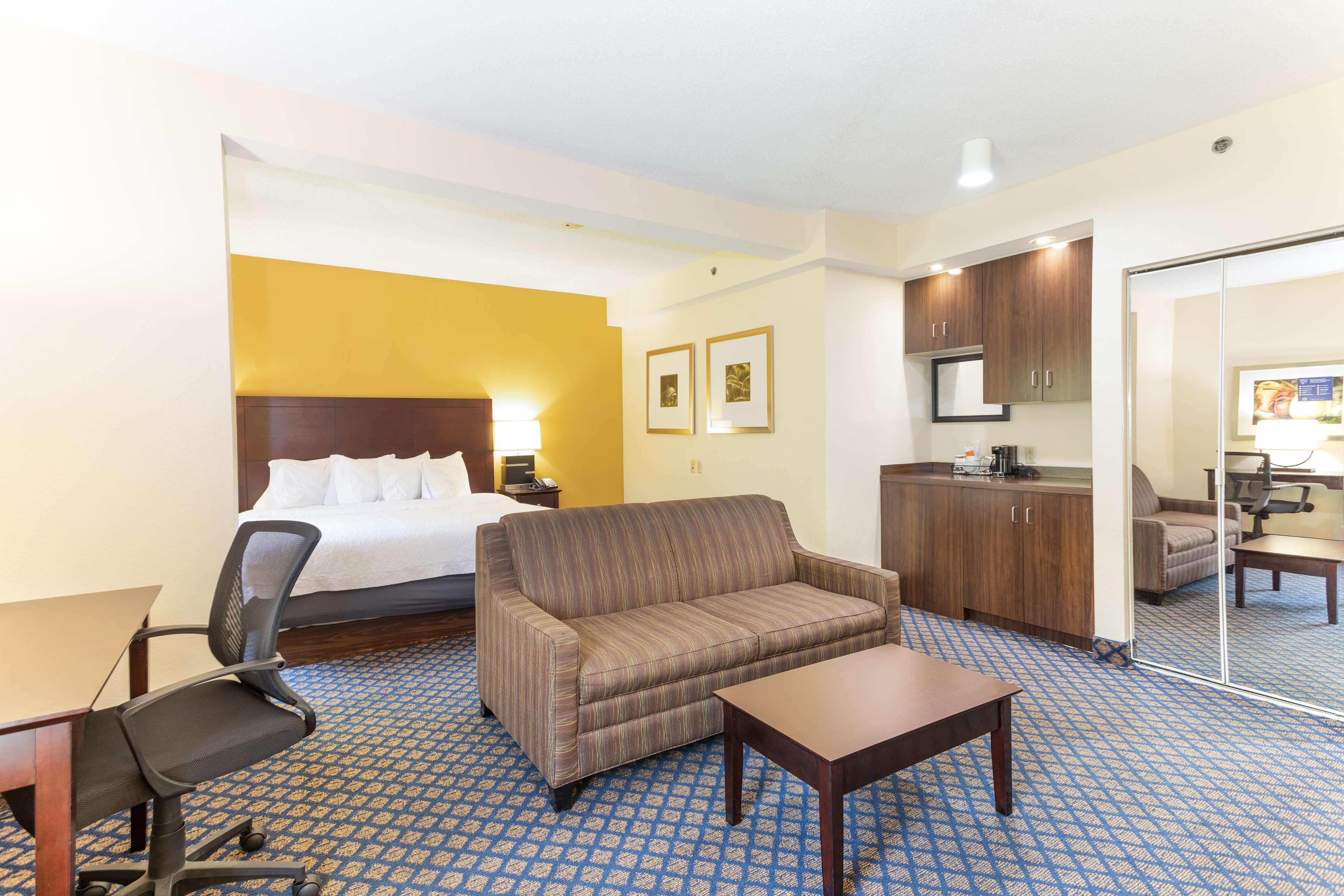 Hampton Inn Petersburg-Fort Gregg Adams Exterior foto