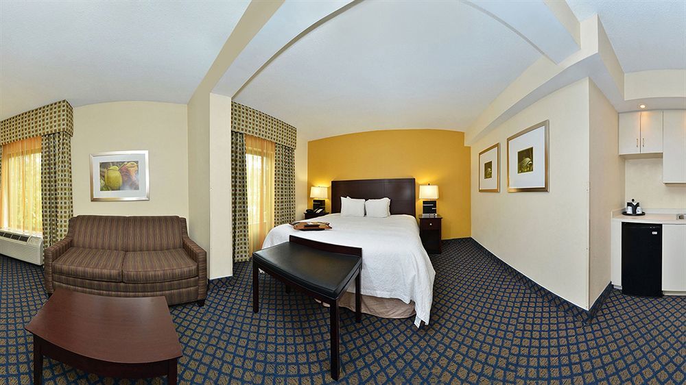 Hampton Inn Petersburg-Fort Gregg Adams Exterior foto